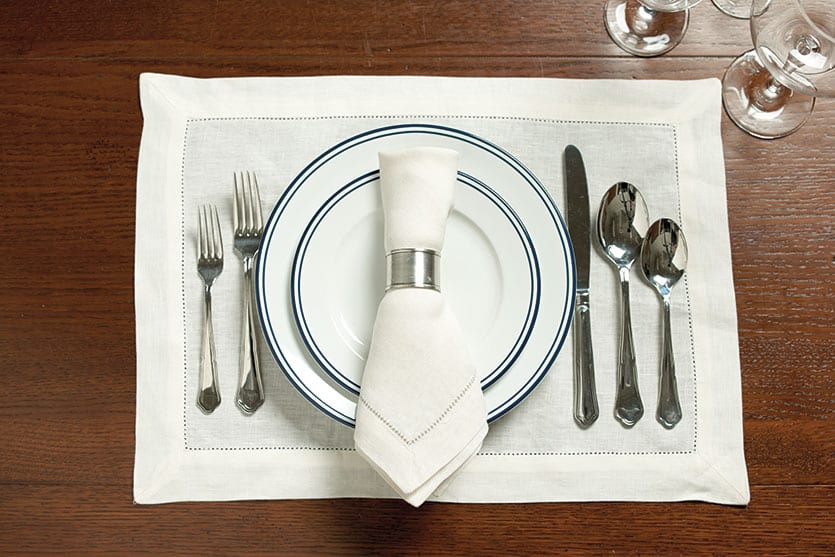 22 Place Setting Inspirations - How to Decorate