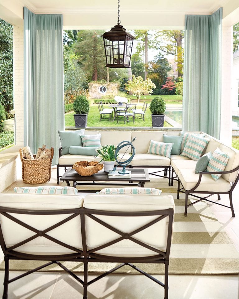 Patios and Porches: 25 Inspiring Outdoor Rooms