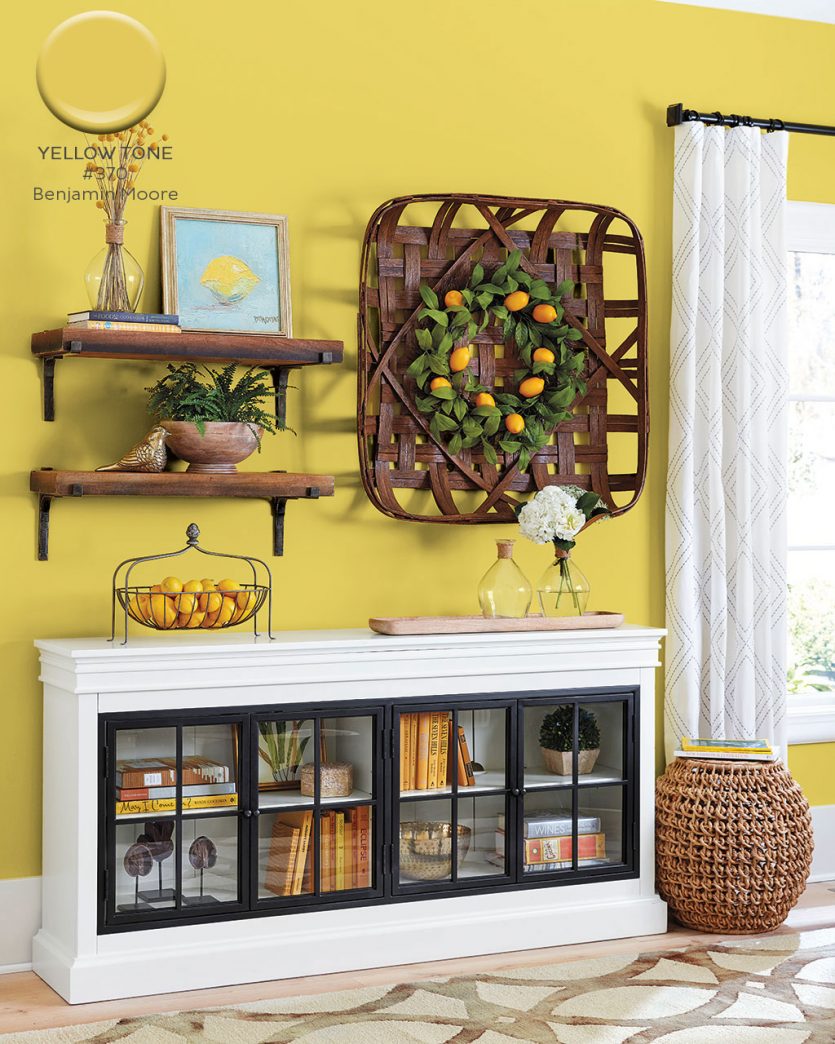 Benjamin Moore's Yellow Tone paint color in dining room