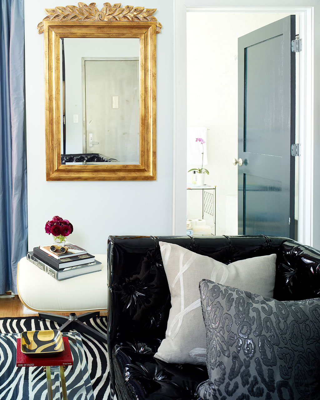 Mirror in Courtney McLeod's Harlem living room