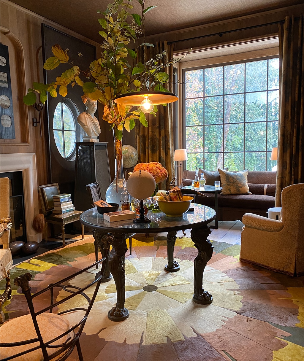 Barry Dixon's 2022 Library Room in FLOWER Magazine's showhouse